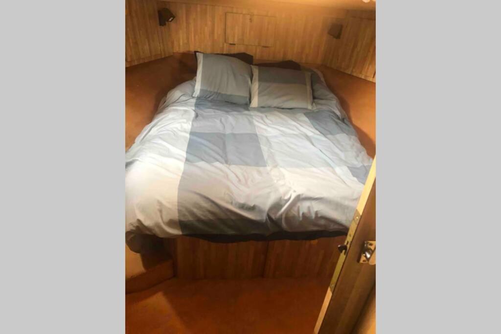 Bateau  Tsilaosa Au Coeur De Namur Ξενοδοχείο Εξωτερικό φωτογραφία